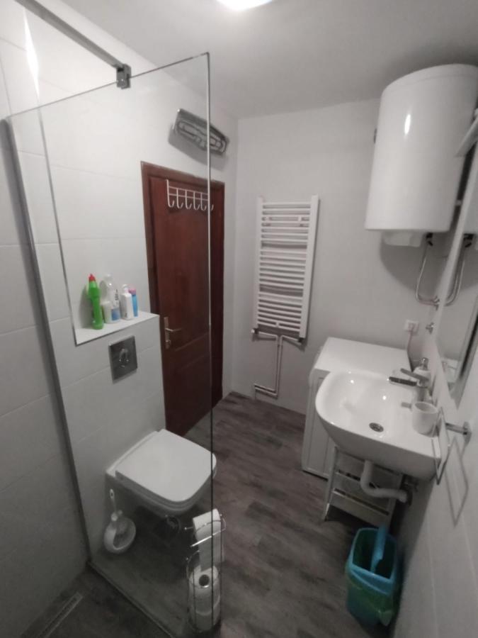 Plavi Apartman Airport เบลเกรด ภายนอก รูปภาพ